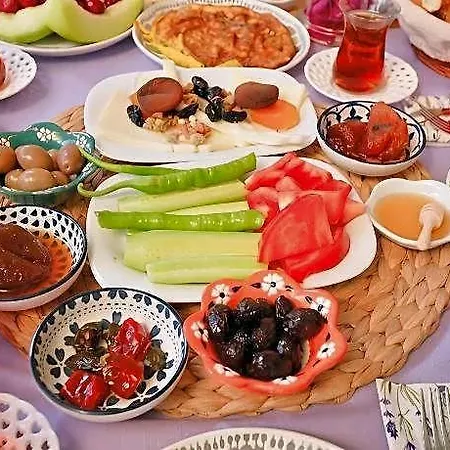 Alayaz Hotel 3*